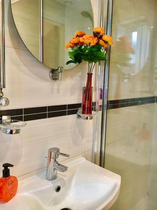 One Bedroom Flat In Central London Ngoại thất bức ảnh